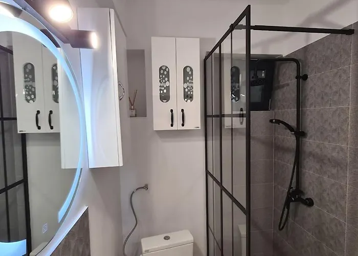 Cosy And Stylish Апартаменты Бухарест